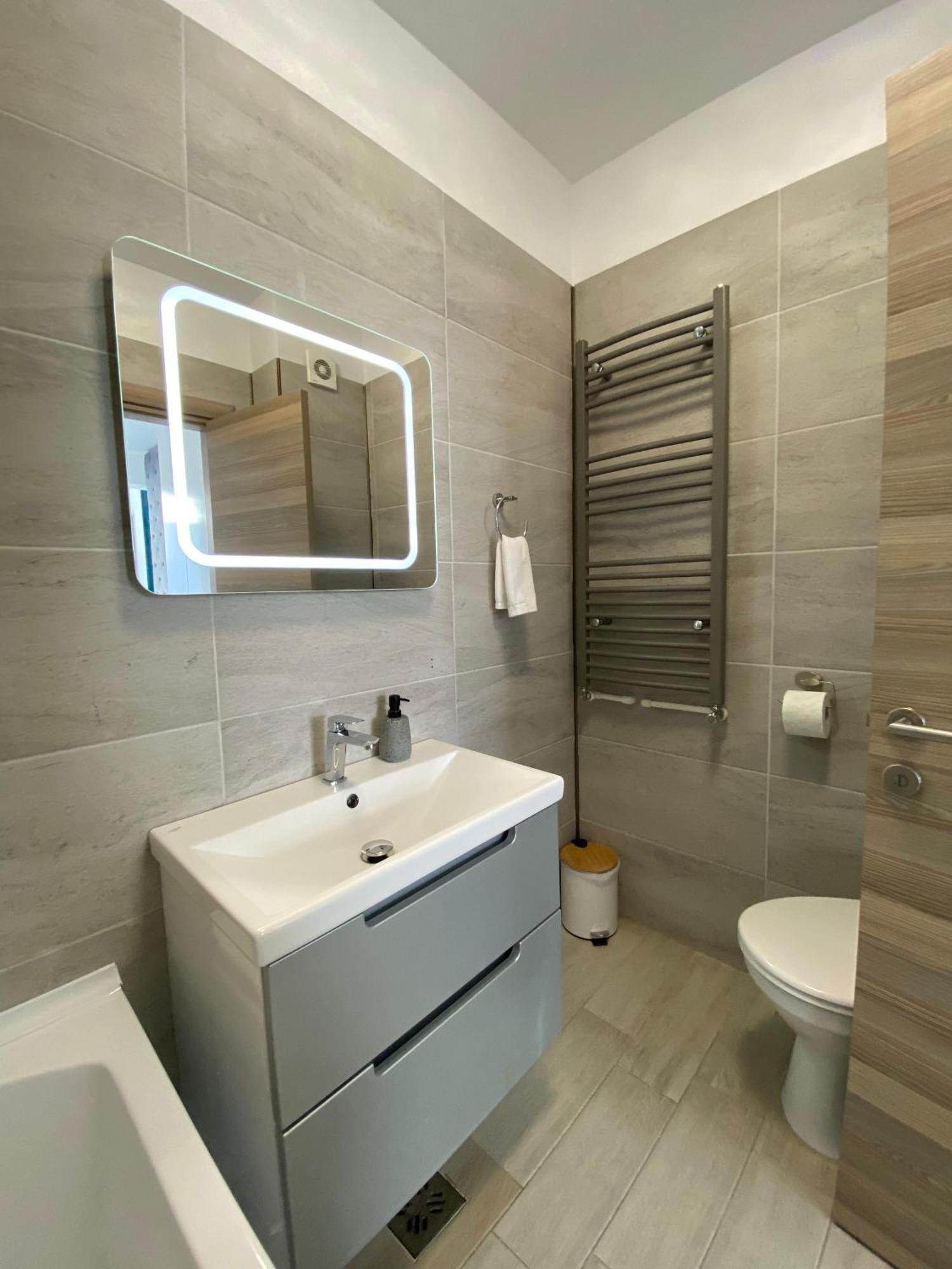 Iako Premium Apartament 那沃达利 外观 照片